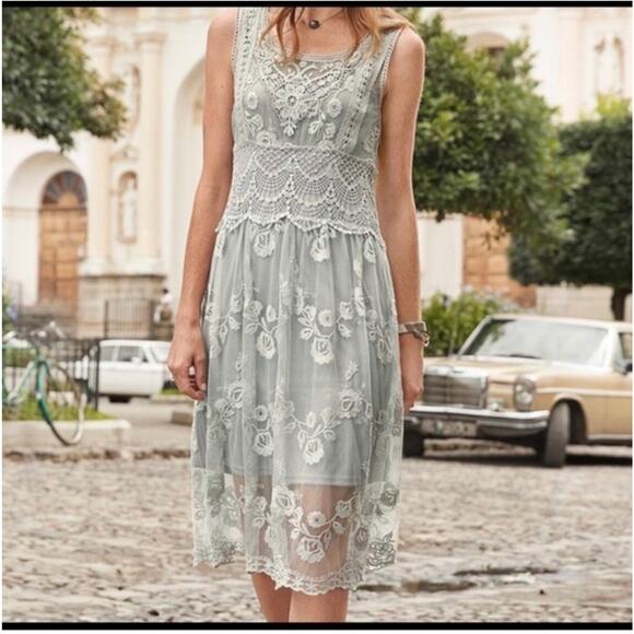 Sundance Dress 16 Lace Floral Embroidered Love Always Coquette Delicate Dainty - Picture 1 of 13